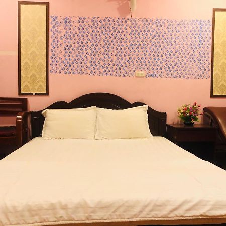 Oyo 1119 Sac Mau Motel Hanoi Kültér fotó